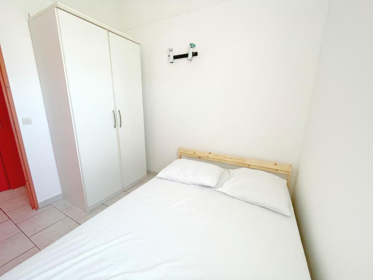 Charmant 2 Pieces Avec Mezzanine, Parking, A 300M De La Plage Et Commerces - Fr-1-338-502 塞特港 外观 照片