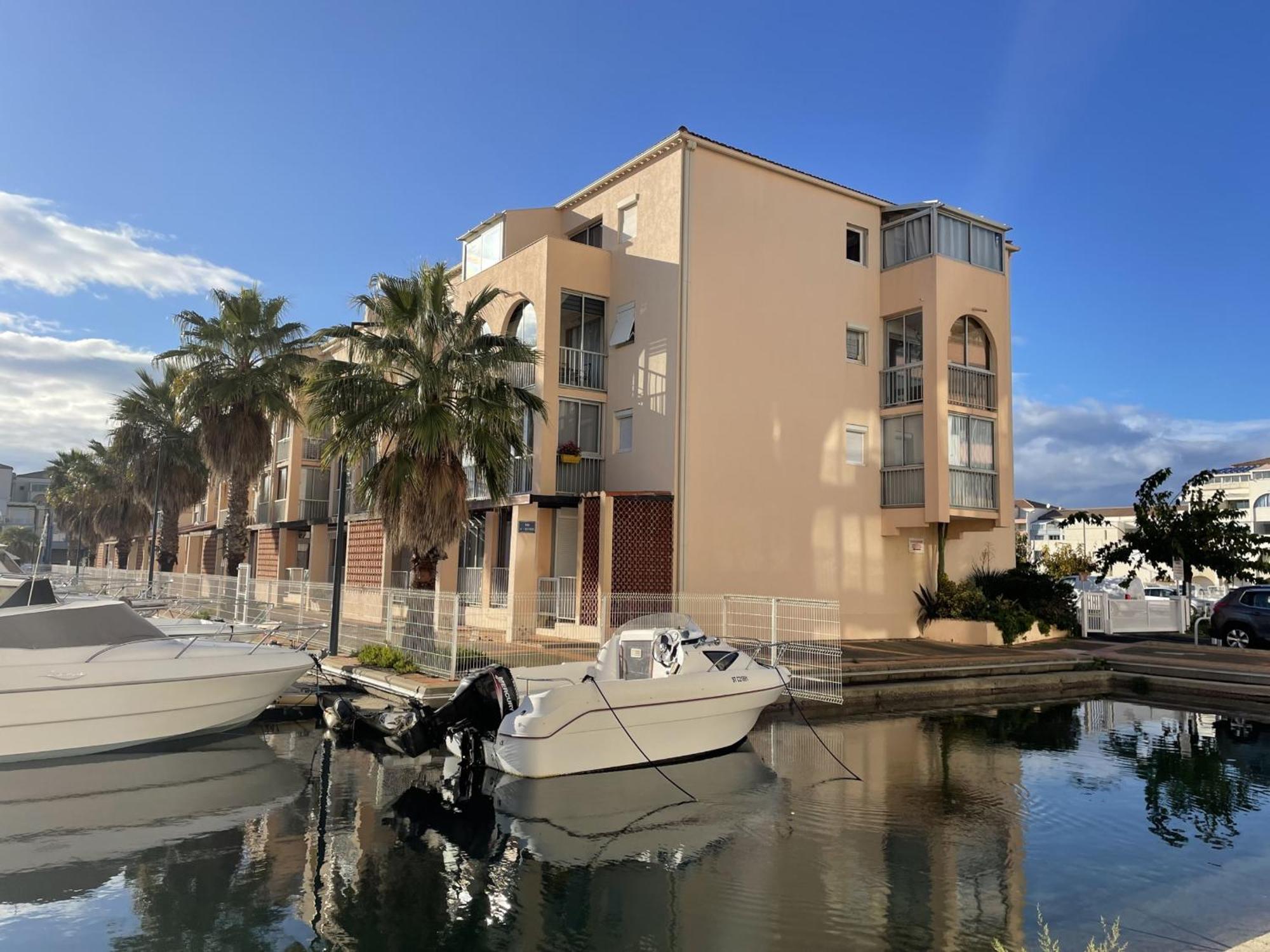 Charmant 2 Pieces Avec Mezzanine, Parking, A 300M De La Plage Et Commerces - Fr-1-338-502 塞特港 外观 照片